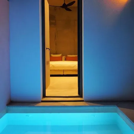 9 Malaga, Three Unique With Private Plunge Pool